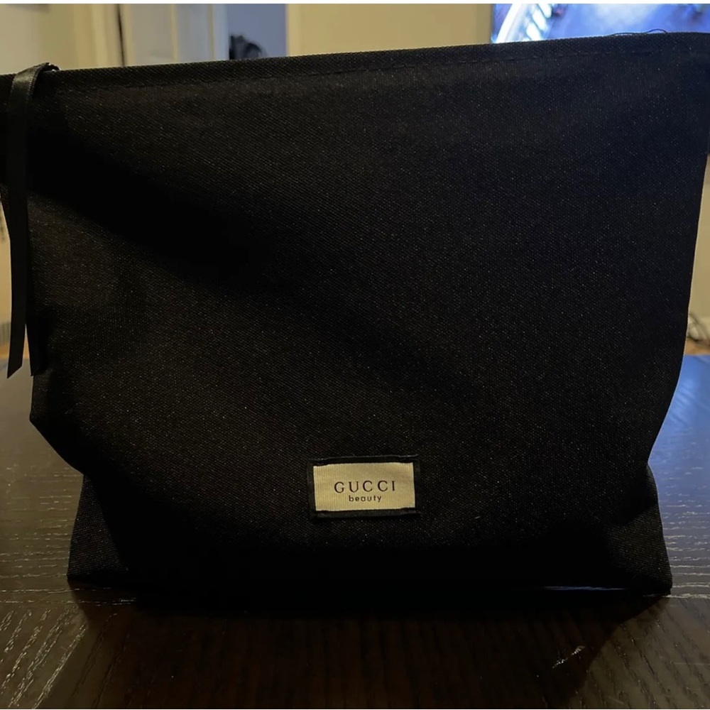 COPY - GUCCI Beauty Authentic Makeup Pouch/Pochette/Clutch/cosmetic/Toil… - Picture 2 of 3